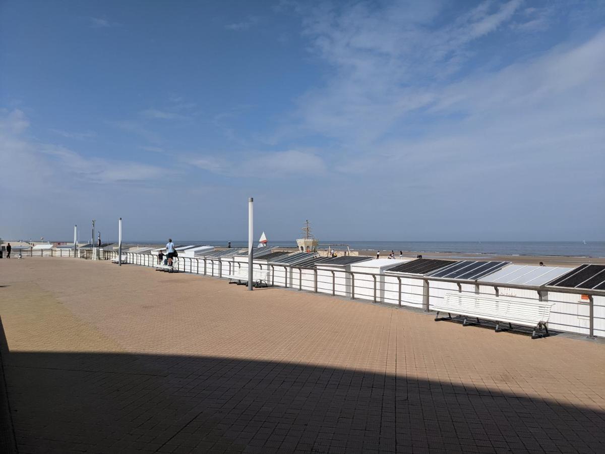 Studio Sun South- Seaview-Sea At 15Meter-Ostende Exterior foto